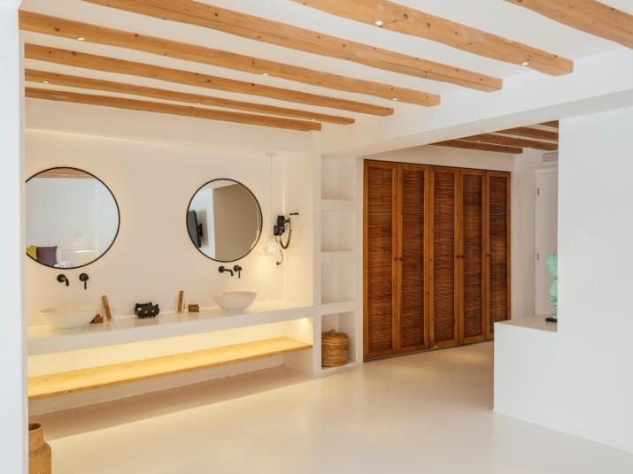Akkadian LGBT Boutique Hotel