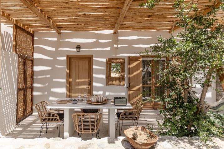 Naxian Serenity Suites