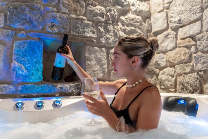 Naxian Serenity Suites