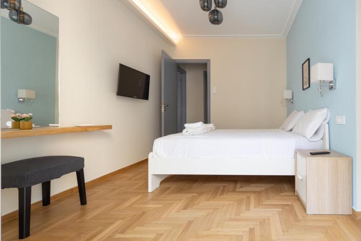 Syntagma sq, luxury & spacious apartment