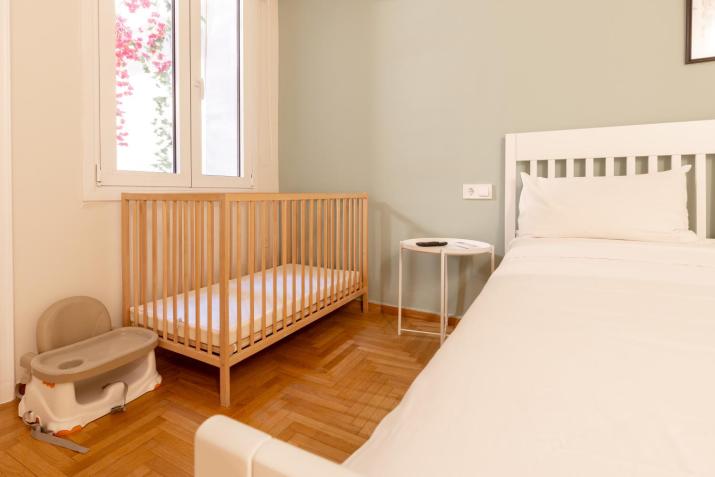 Syntagma sq, luxury & spacious apartment