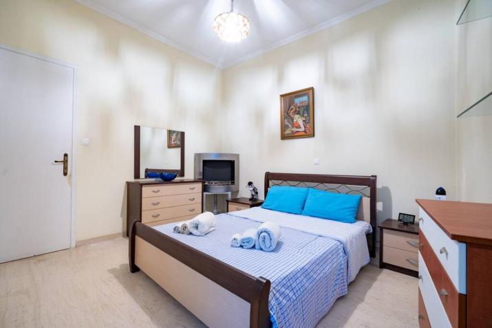 Cozy Ag Dimitrios 2 bdrm apart