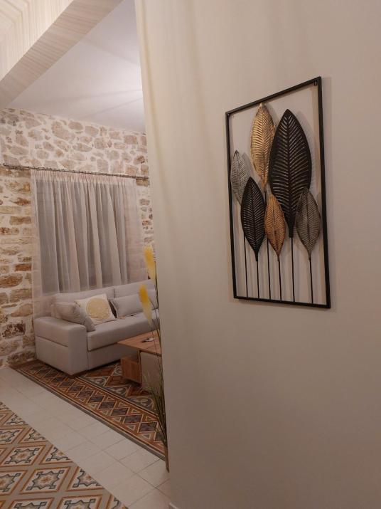 Stone-built Villa Nesseris 80 m2