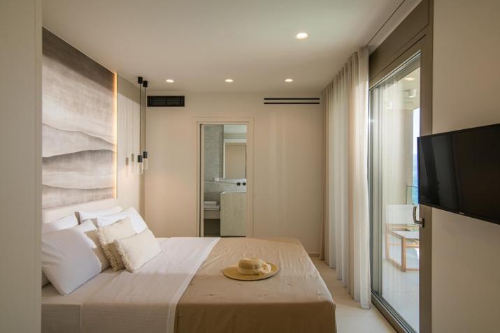 Beachfront Villa Edem Dedicated Beach Space - Heated Pool