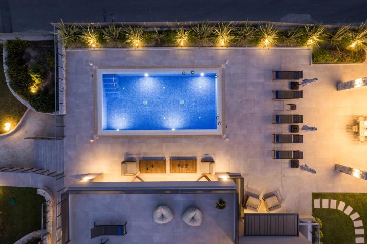 Imperium Luxury Villas-Sauna, Jacuzzi, Heated Pool & Gym-Chania