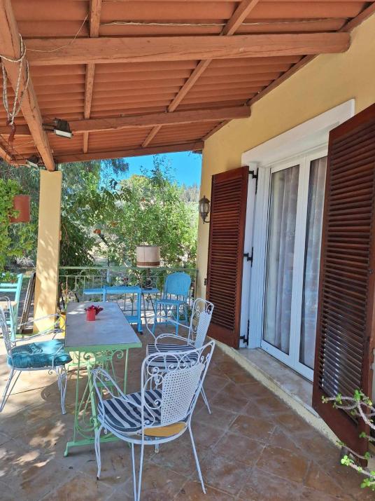 Aliki's House (Varres)