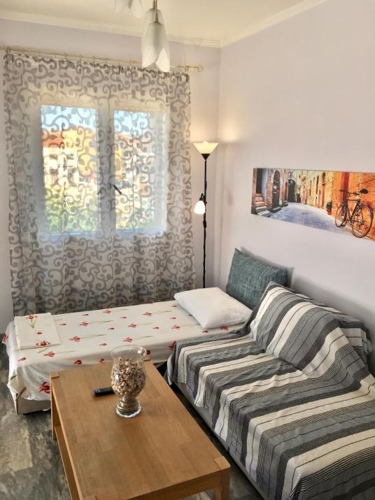 Sunny and Central apartment in Lefkada