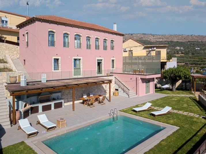 Divine Crete
