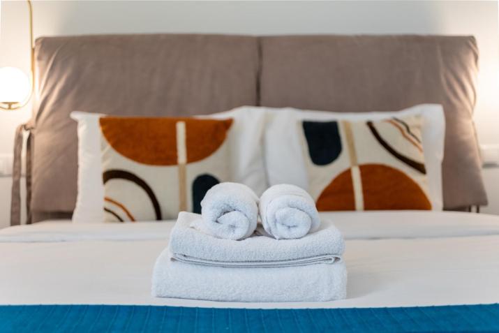 Elvis 2-Bedroom Apartment in Athens