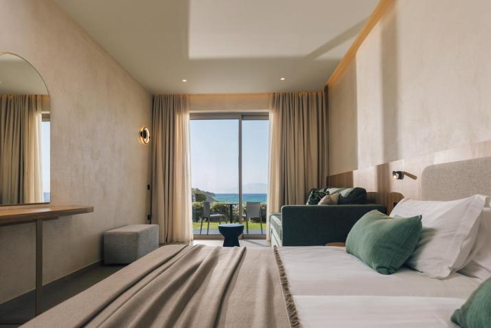 Alexandra Beach Resort & Spa