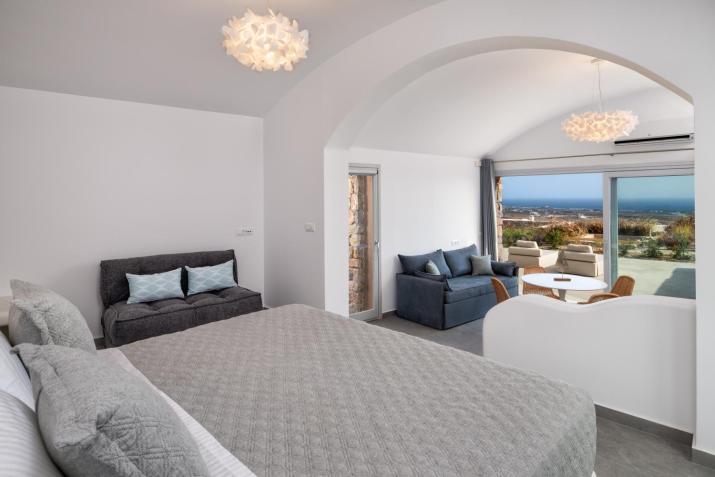 Felicity Cave Suites