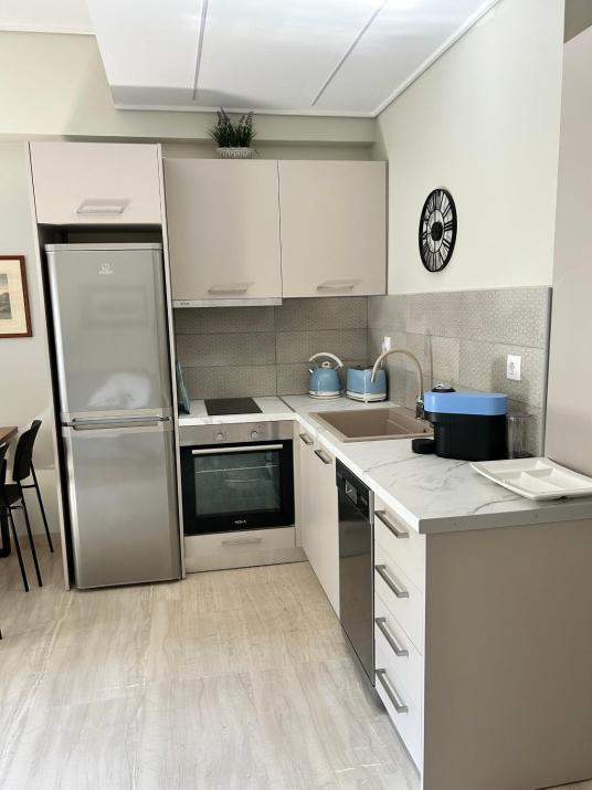 Evrou 21A Metropolitan Suite