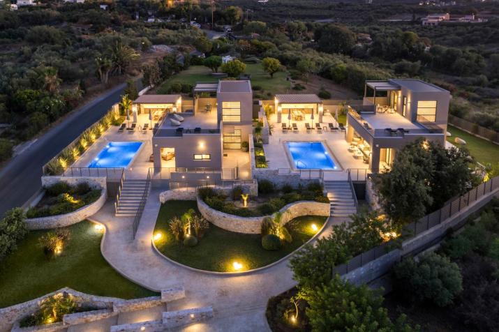 Imperium Luxury Villas-Sauna, Jacuzzi, Heated Pool & Gym-Chania