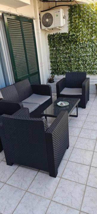 Gnaios penthouse
