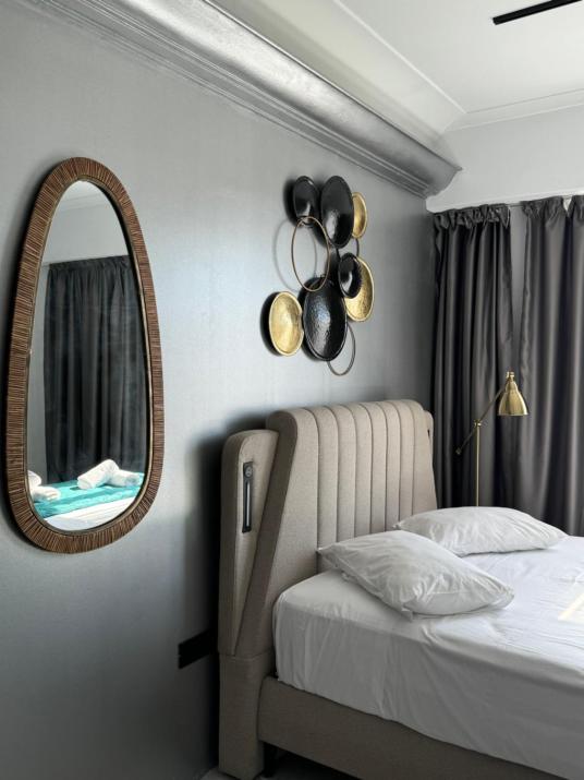 Acropolis View Urban Suite