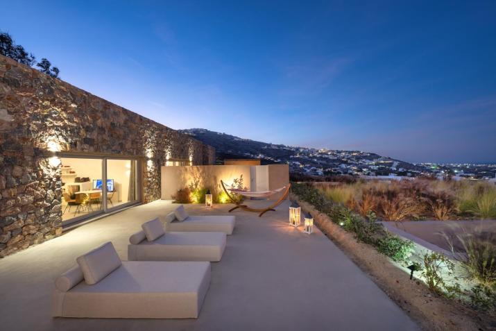 Felicity Cave Suites