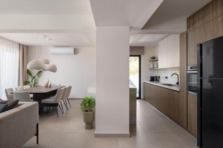 Mirena Luxury Living-Mirena Villa
