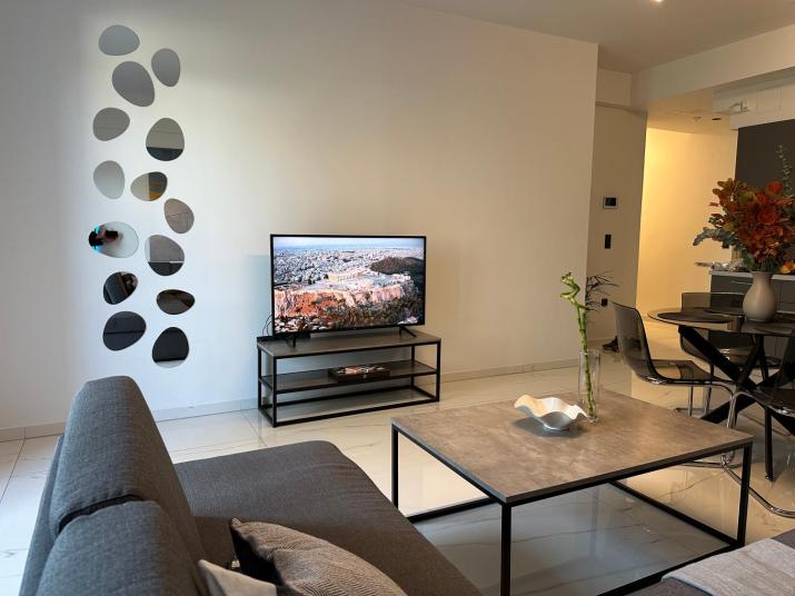 Gemini 1 Athens Center Modern apt