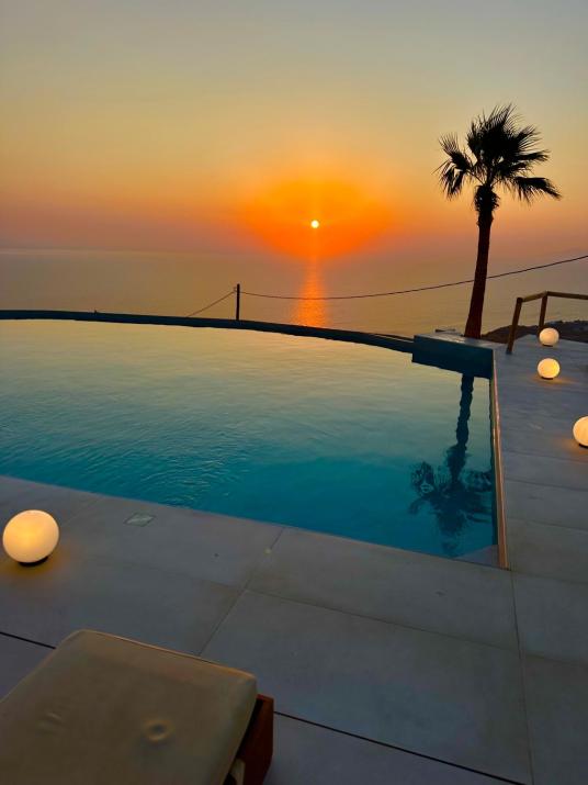 Leon Luxury Suites