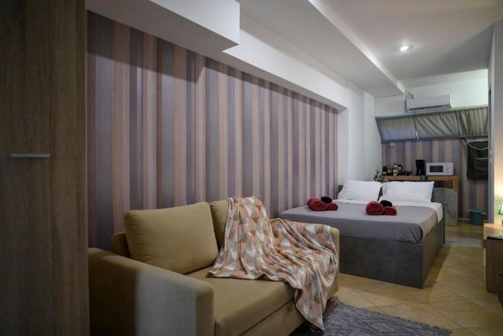 Premium Athenian District Urban Studio