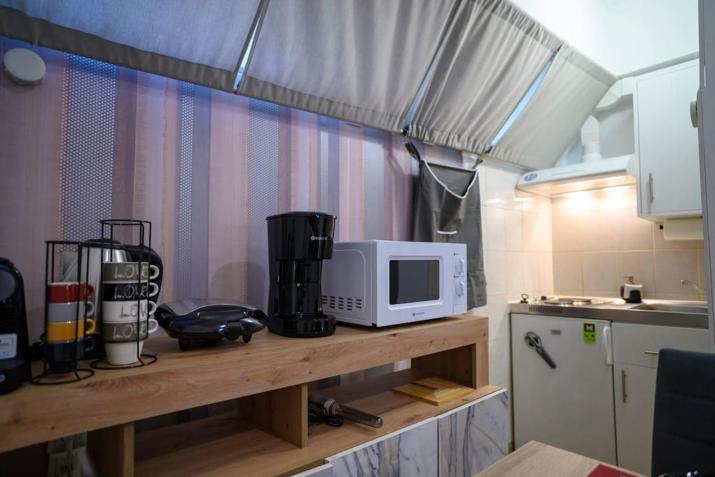 Premium Athenian District Urban Studio