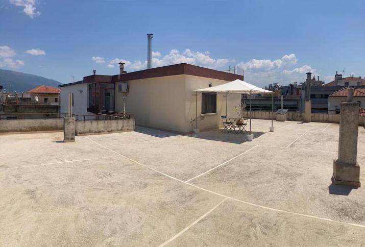 Inovis Apartment