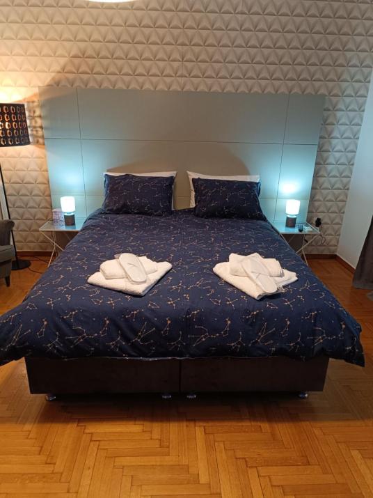 Plaka Hideaway Suite