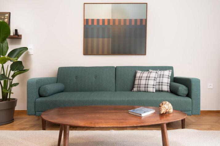Metro Living 1-BR Modern Haven