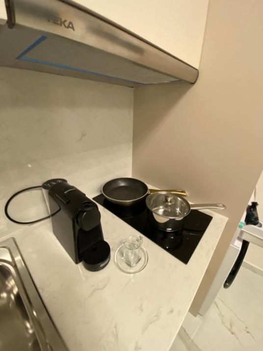 Andry's Living 5 by 8essentially