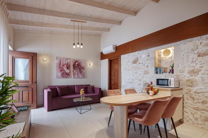 Philikon Luxury Suites