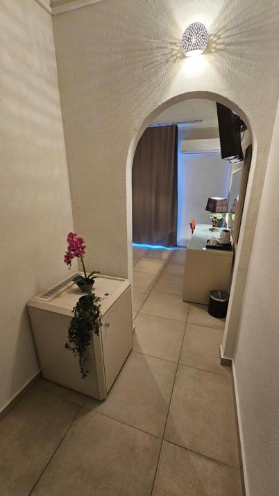 Atlantis Boutique ΑΝΝΕX