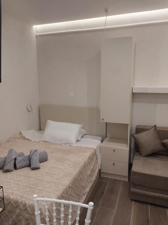 AniBo studios and apartments A210
