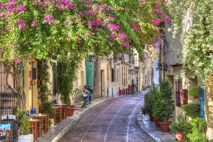 Plaka Hideaway Suite