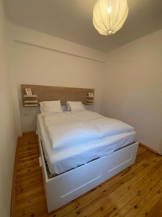 Modern, centrally located apartment