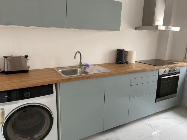 Modern, centrally located apartment