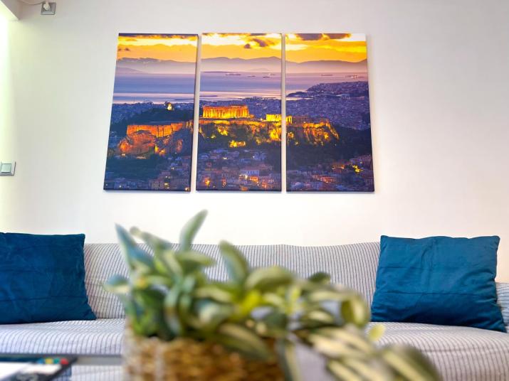 2 Bedroom Apartment Athens - Kallimarmaro