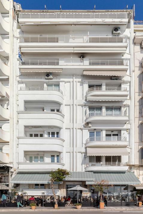 Infinity & Beyond by halu! - Seafront apartments