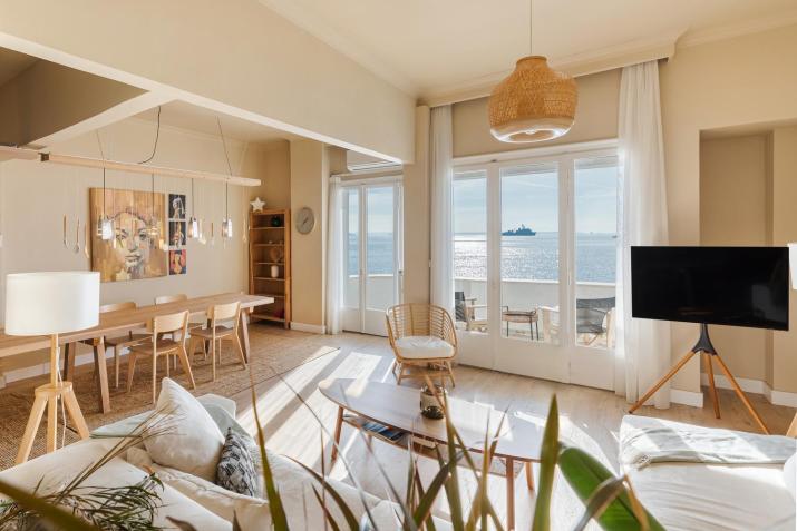 Infinity & Beyond by halu! - Seafront apartments