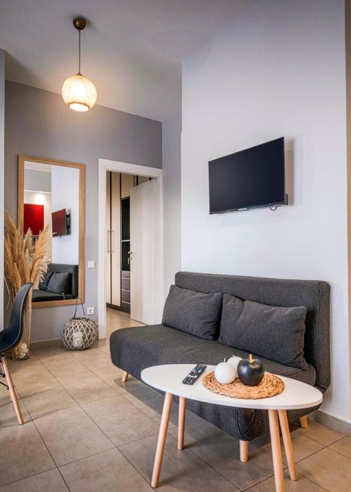 Acropolis Panorama Penthouse - Central Cozy Nest