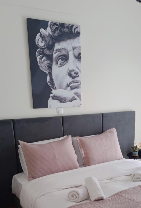 Eternal Acropolis Suites