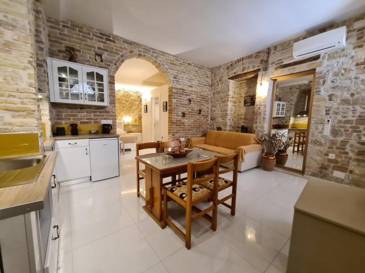NJ Corfu Kalypso Apartment
