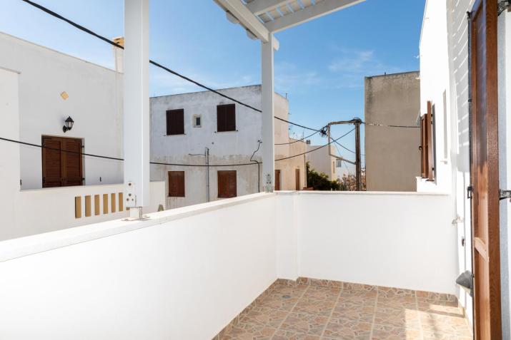 Depis place and apartments