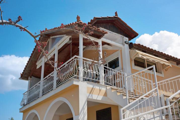 Zante View Family Studio 1
