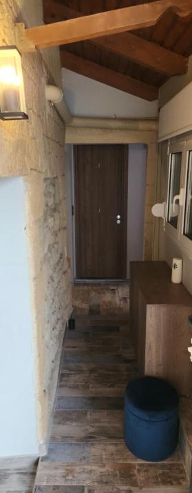 Oinos Luxury apartment