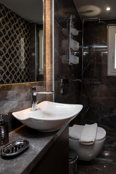 Brand New Three-Bedroom Apartment in Kolonaki, Peridot - Homes