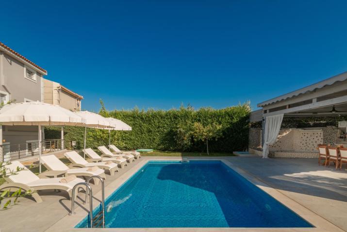 Villa Shameti - Private Villa with Pool and Billiards Near Zakynthos Town By Villa mana gers
