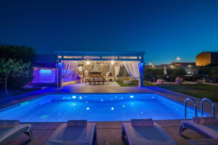 Villa Shameti - Private Villa with Pool and Billiards Near Zakynthos Town By Villa mana gers