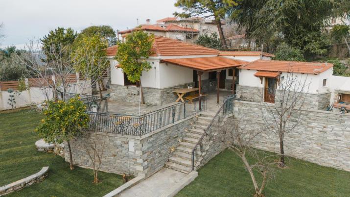 Pelion Green House