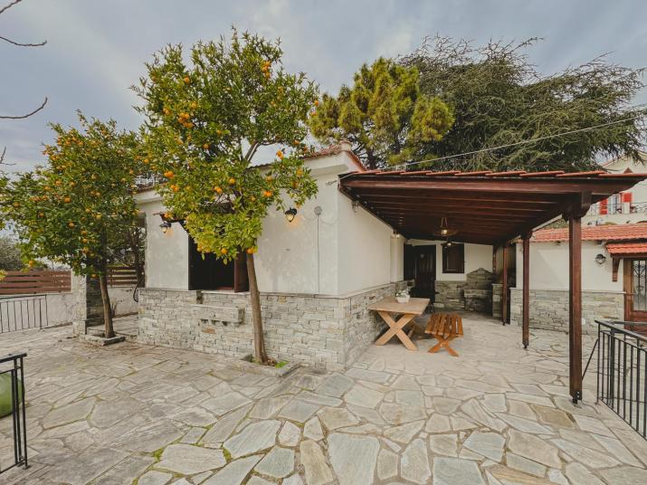 Pelion Green House