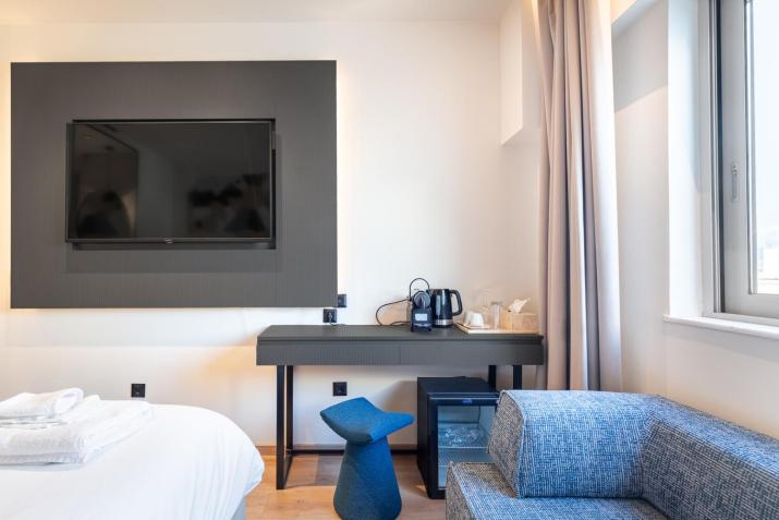Dina & McAllister Rooms & Suites